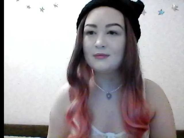 Offline -tiny-nika- on BongaCams