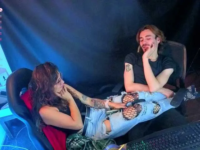 Aaronandelizabeth — hey there , lets have some fun ! 