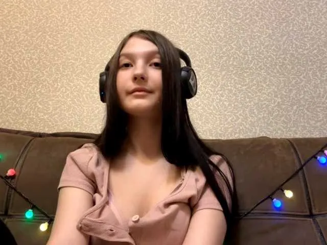 Freechat AideLandaker on BongaCams