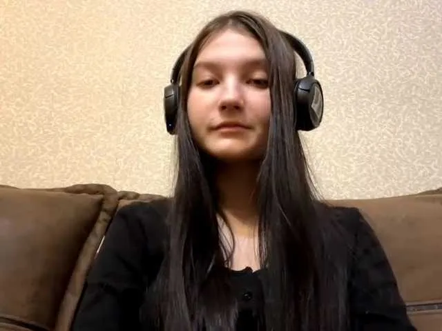 Freechat AideLandaker on BongaCams