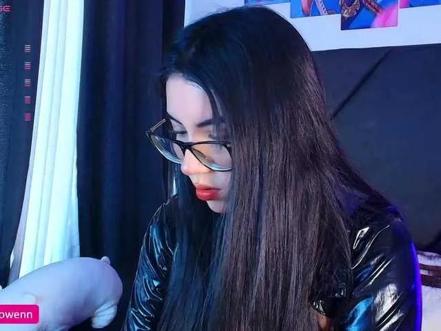 Offline Aliceowenn on BongaCams