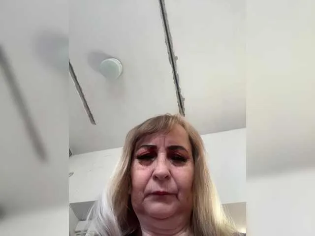 Offline Alina1965 on BongaCams