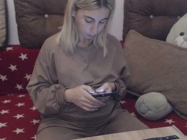 alissonone on BongaCams