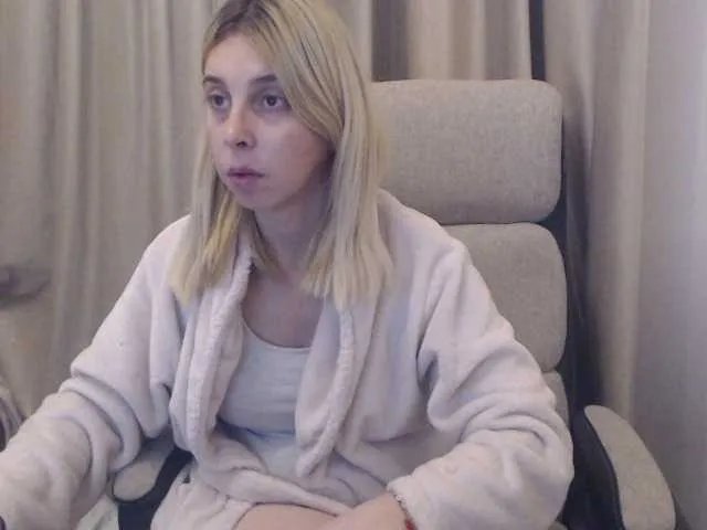 alissonone on BongaCams