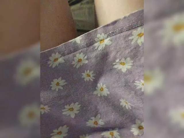 amazingtits-5D on BongaCams 