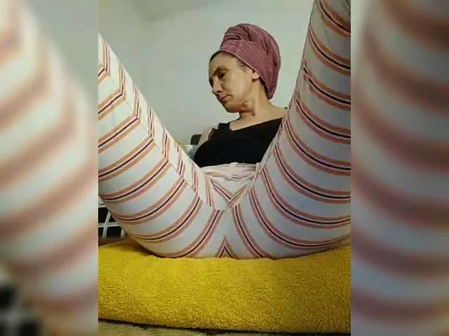 Offline Amelie7 on BongaCams