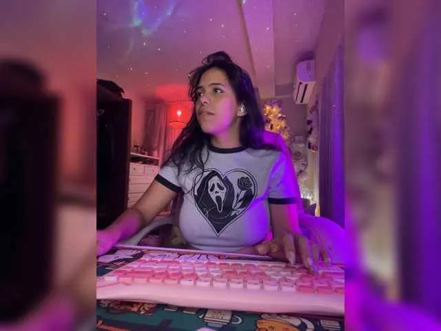 BongaCams Anisahade29 is Freechat Anisahade29 — I really like that they treat me well, that they are kind and gentlemanly, although I never rule out that from time to time I find myself in a wilder mood.