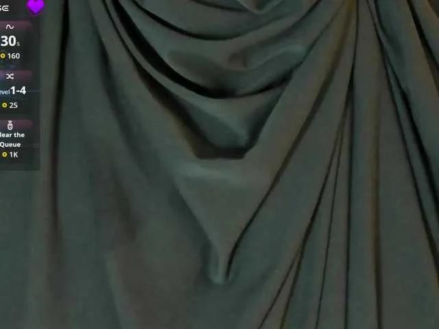 Anna-henao — hot conversations and hard penises, seeing how they touch each other for me and by me