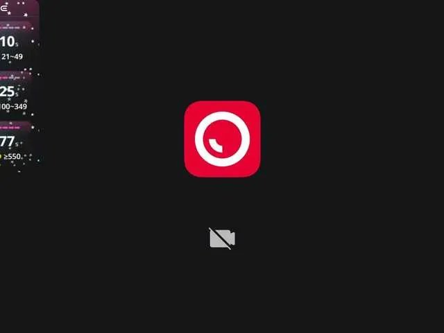 AshleyEvans21 — Hello daddy, thank you for coming to my room (I am from Monday to Saturday from 4 to 10pm), I invite you to look at my menu, don't forget to give me love and follow me  (that helps me a lot on my page)