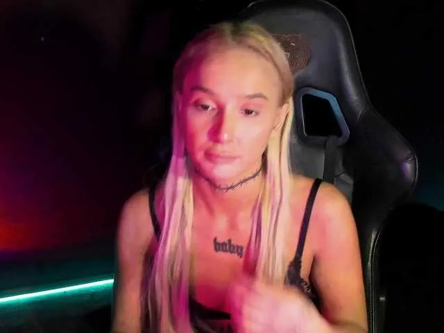 AshMila on BongaCams