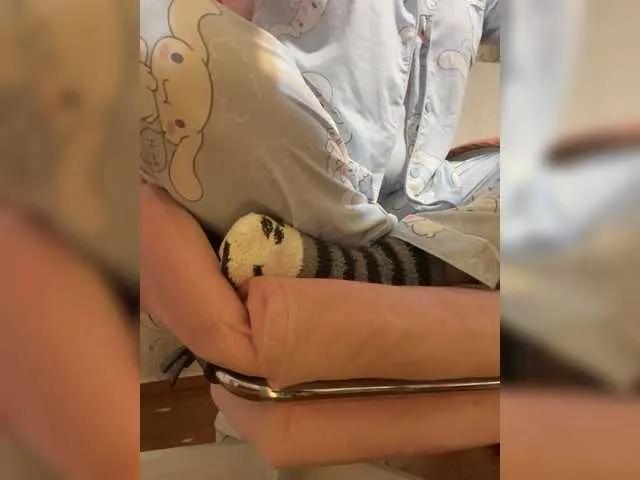 Freechat beyoursound on BongaCams