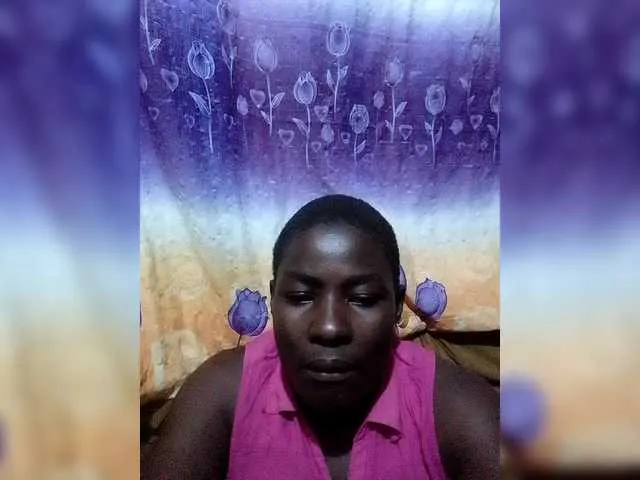 bigcaunts on BongaCams