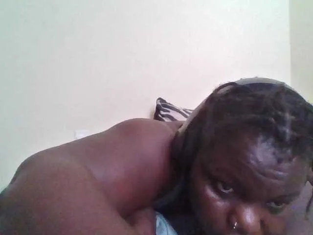 Bigdarkass on BongaCams