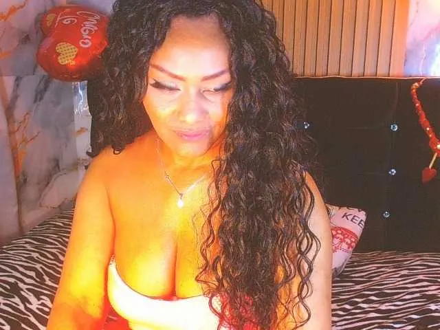 Offline blackambar on BongaCams