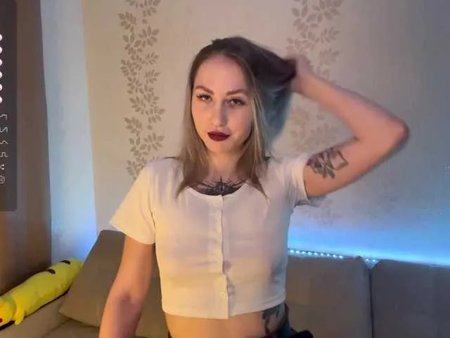 BlondyBun on BongaCams