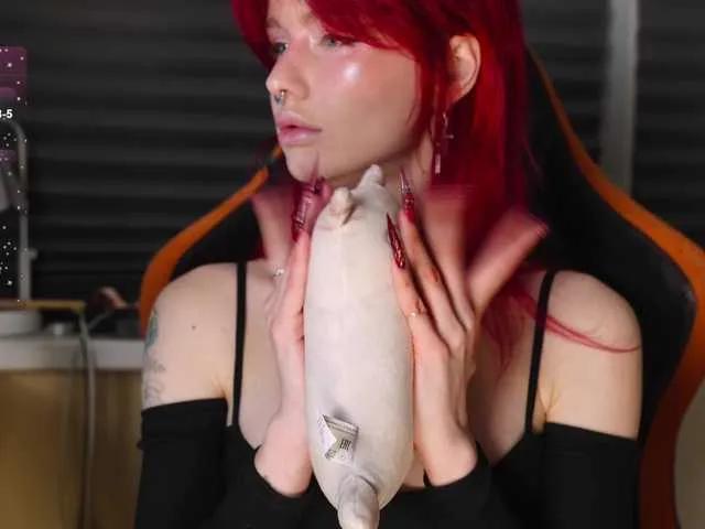 BlueCherry on BongaCams