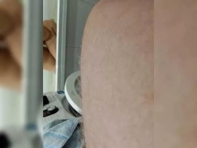 Offline Bonni-Claid on BongaCams