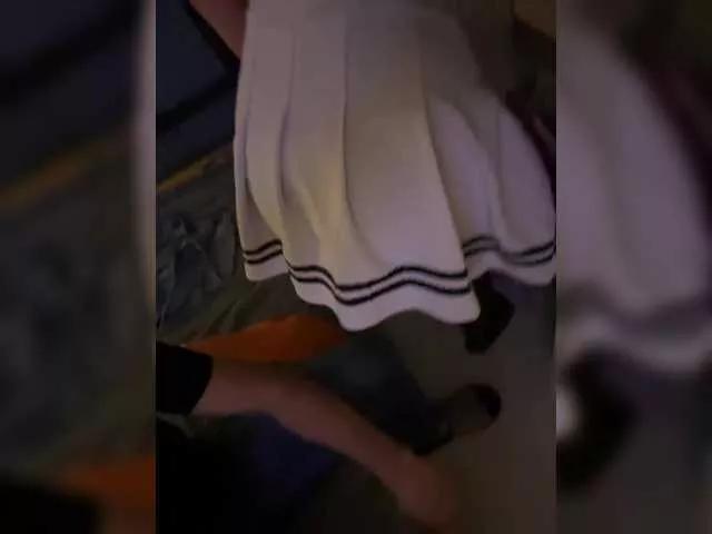 Freechat BumleCrazzzy on BongaCams