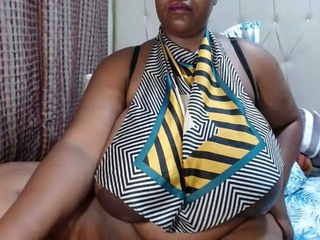 BustyBabeX on BongaCams