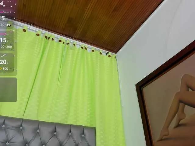 Offline candibella on BongaCams