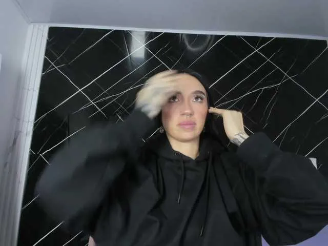 candy-leila — Freechat on BongaCams