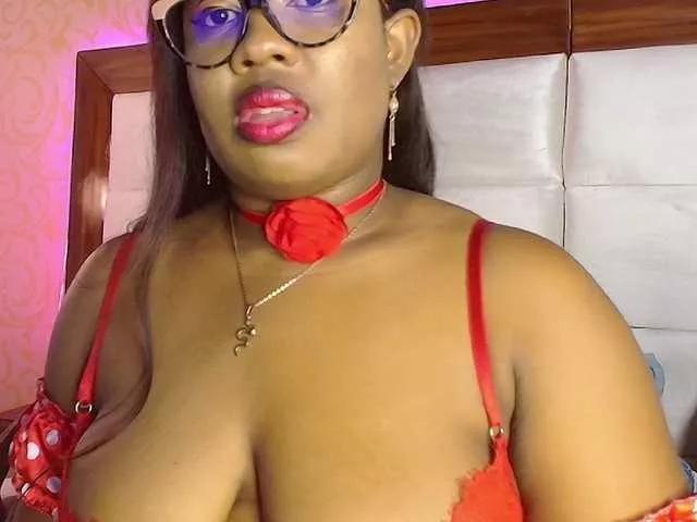 Offline CaseyMoons on BongaCams