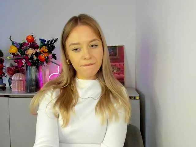 Offline CindyGlam on BongaCams