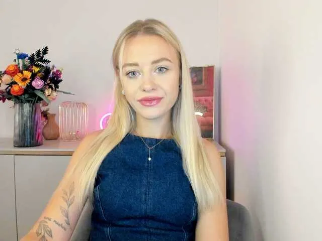 Offline CindyGlam on BongaCams