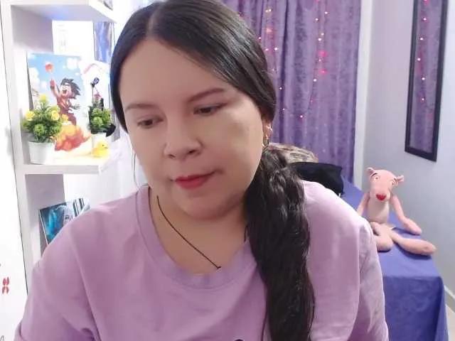 Offline clarie- on BongaCams