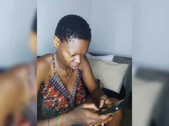 CleavageKING on BongaCams