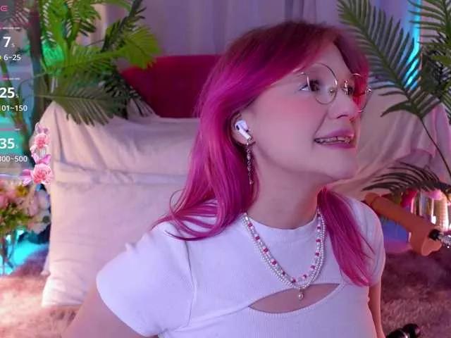 Offline CrazyWine on BongaCams