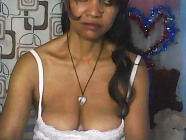 Cute0403 on BongaCams