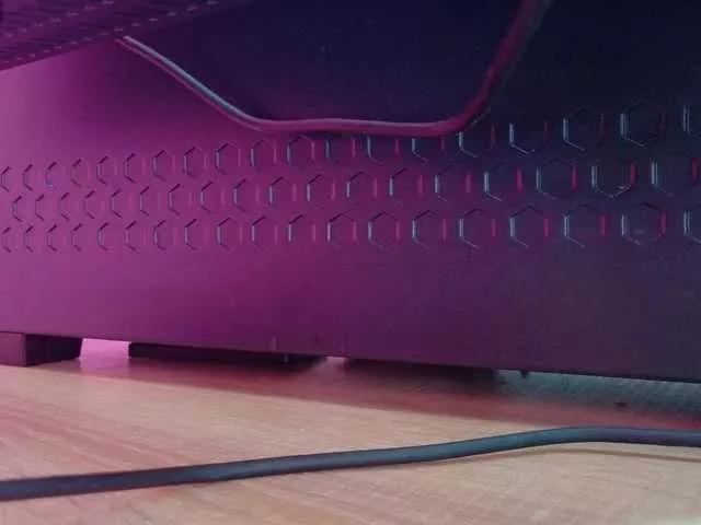 Freechat daddysneakin on BongaCams