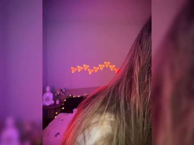 Damkiky on BongaCams