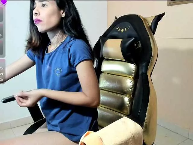 Dani-pety on BongaCams