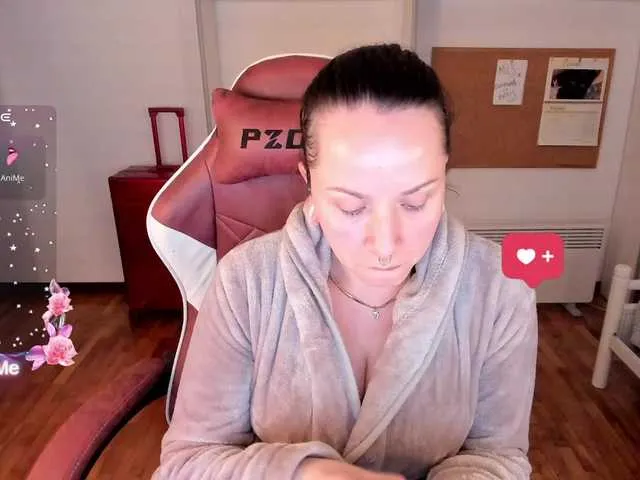 Offline DominaDeivis on BongaCams