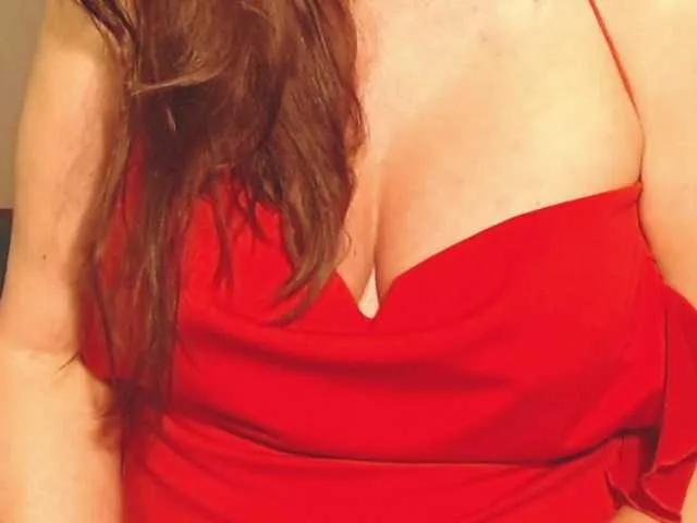 ellaine on BongaCams 