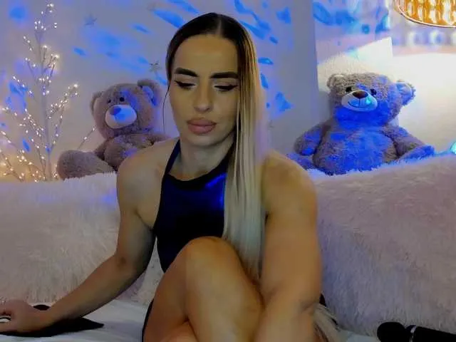 FeralFoxy on BongaCams