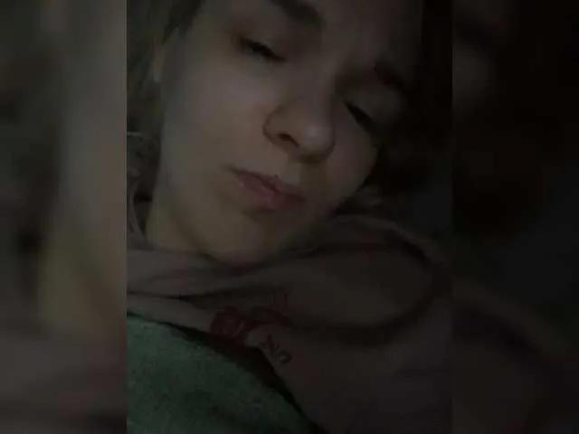 Foxy27 — Freechat on BongaCams