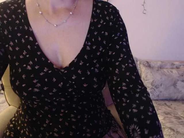 Freechat goodSnowQueen on BongaCams