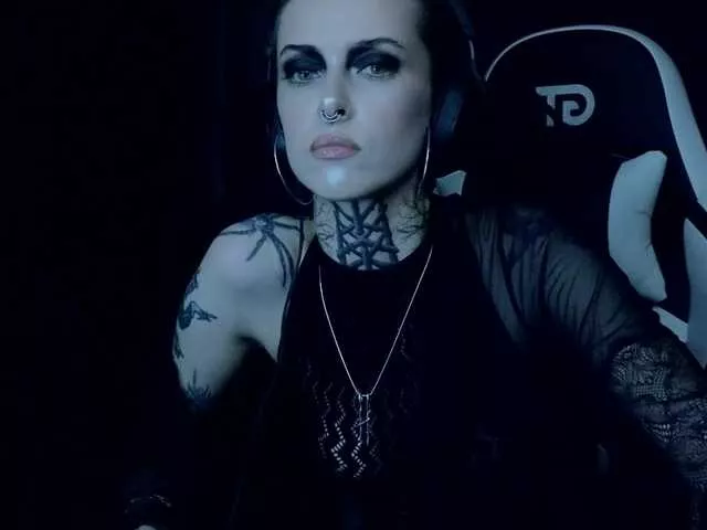 Offline Haermit on BongaCams