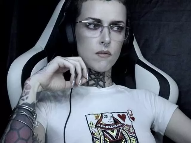 Offline Haermit on BongaCams