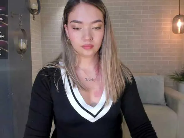 haleyGreen on BongaCams