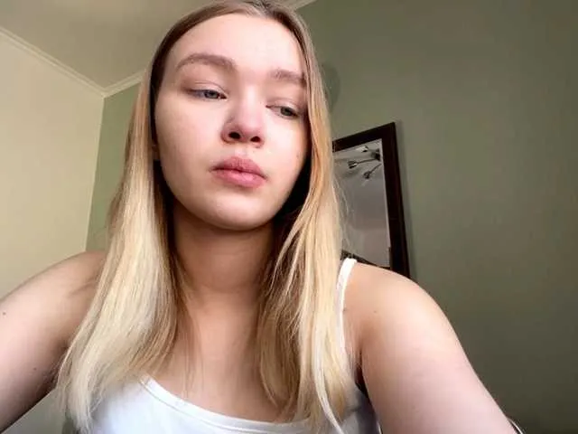 HerminiaLanting on BongaCams