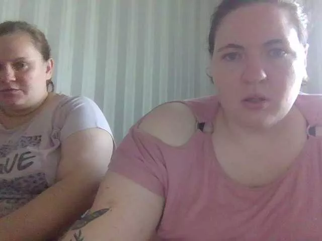 Offline HollyXEva on BongaCams