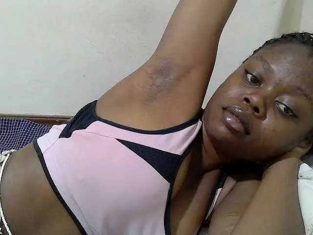 Janiesexy on BongaCams