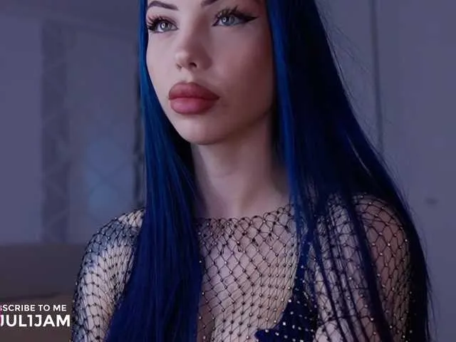 juli-jam on BongaCams