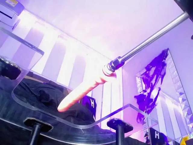 Offline Kate-Roose on BongaCams