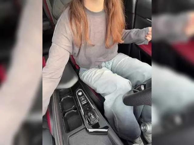 Offline KatyKatS on BongaCams