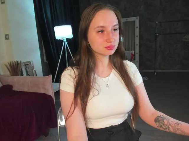 KiraSweet on BongaCams